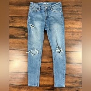 Old Navy Rockstar Super Skinny Distressed Jeans - Size 2P